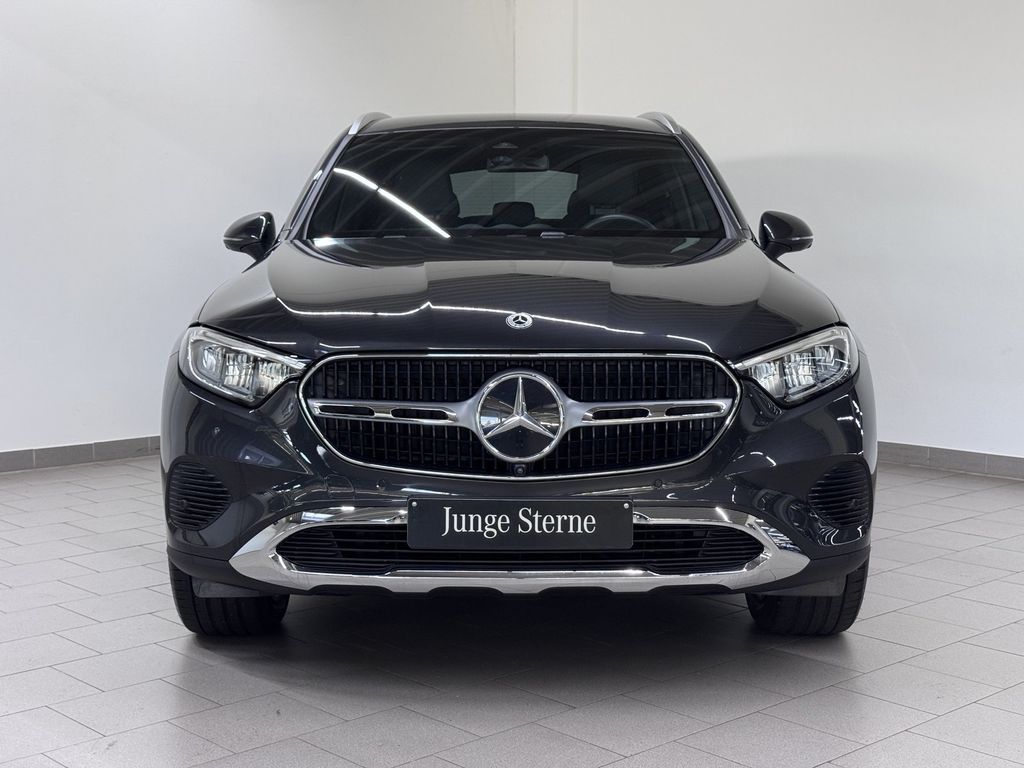 Mercedes-Benz GLC 220 2024 г. Серый, пробег 53444 км