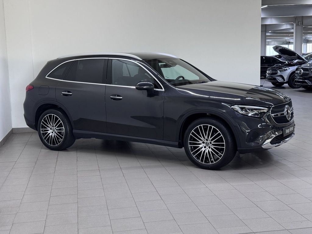 Mercedes-Benz GLC 220 2024 г. Серый, пробег 53444 км