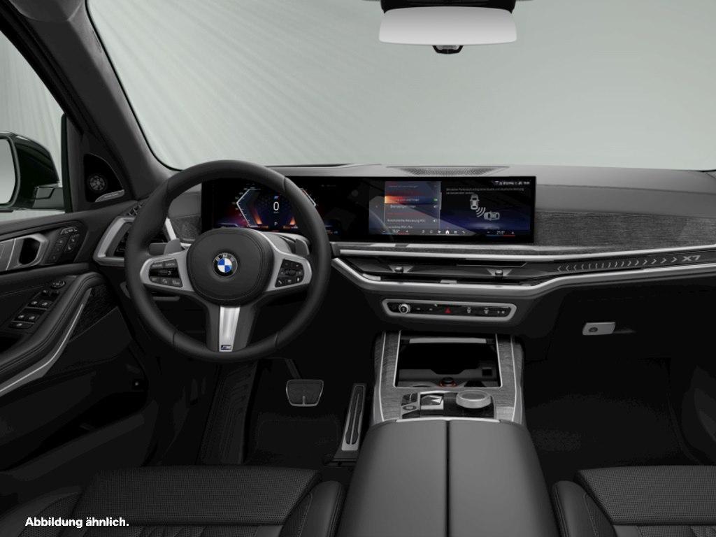 BMW X7 2025 г. Чёрный, пробег 21180 км