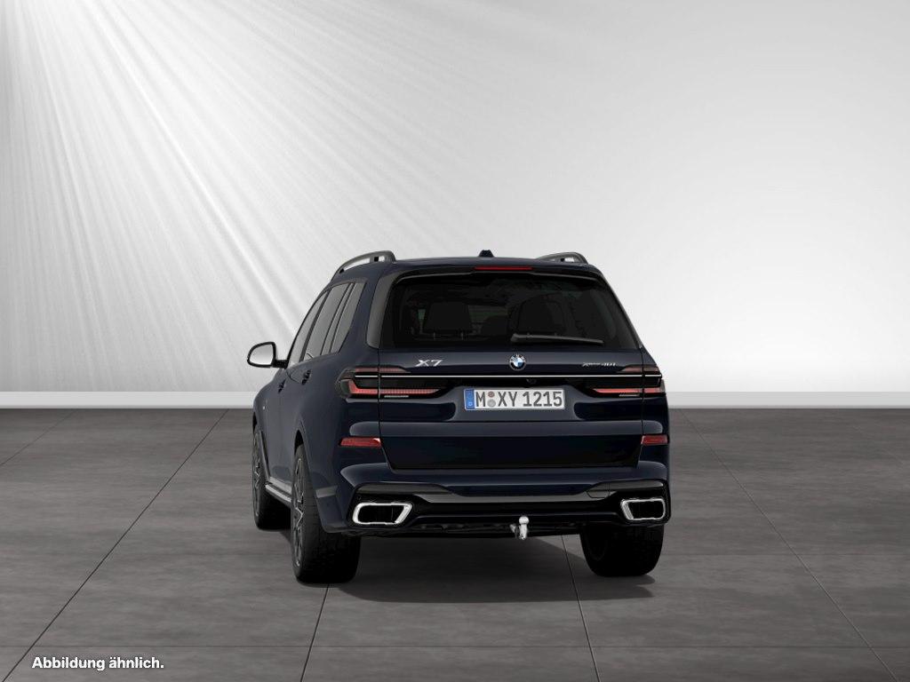 BMW X7 2025 г. Чёрный, пробег 21180 км