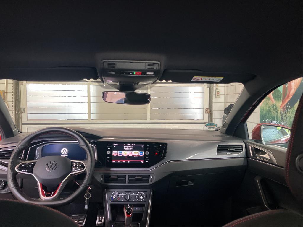 Volkswagen Polo 2022 г. Красный, пробег 27300 км