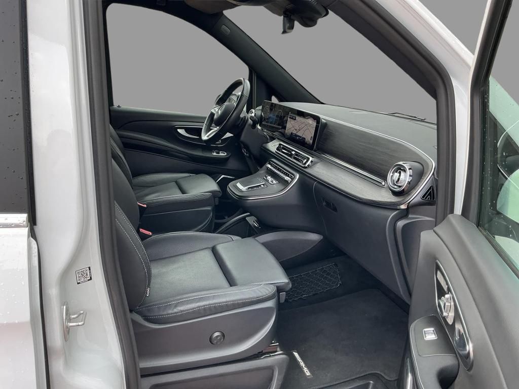Mercedes-Benz V 300 2024 г. Белый, пробег 38877 км