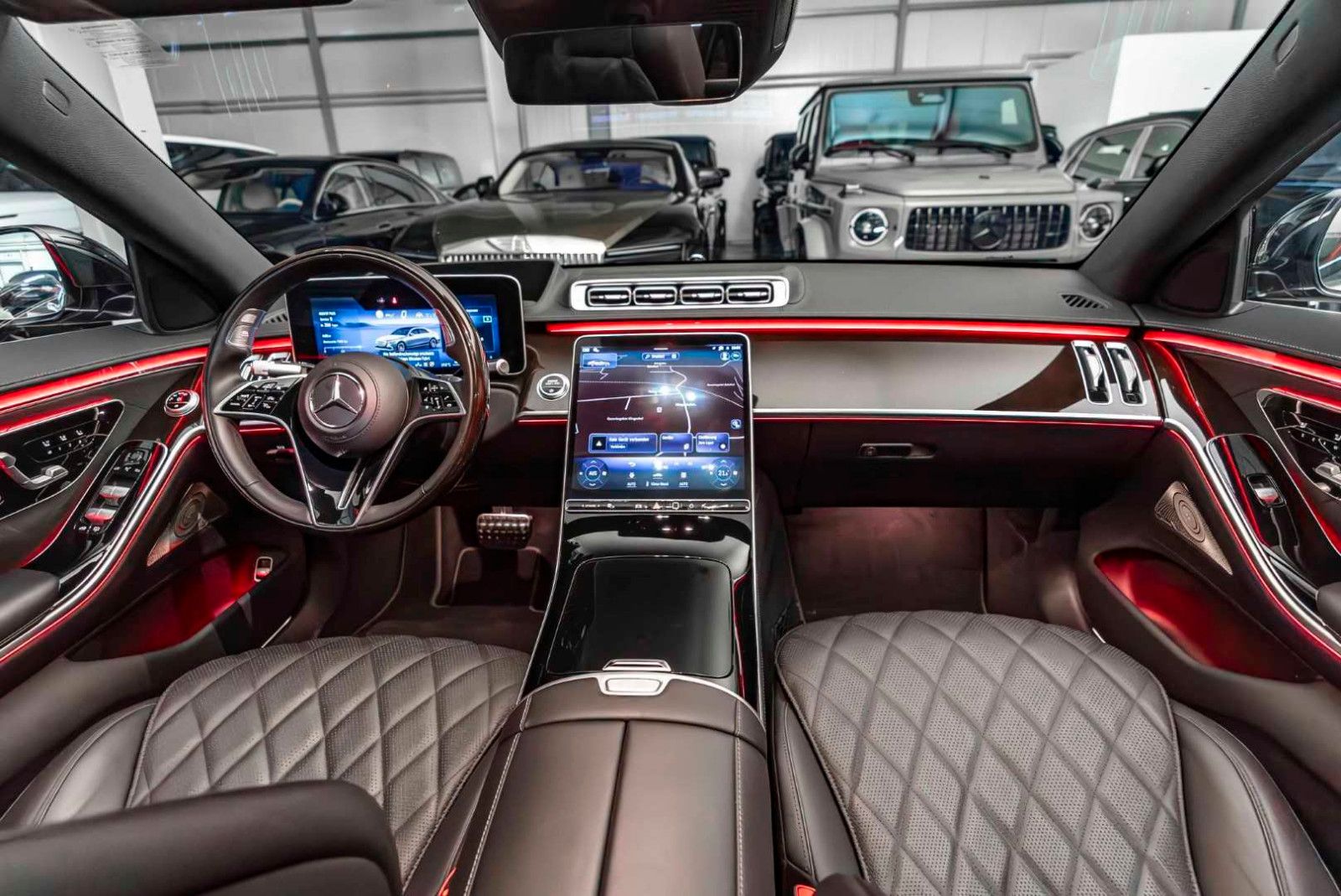 Mercedes-Benz S 450 2025 г. Чёрный, пробег 29500 км