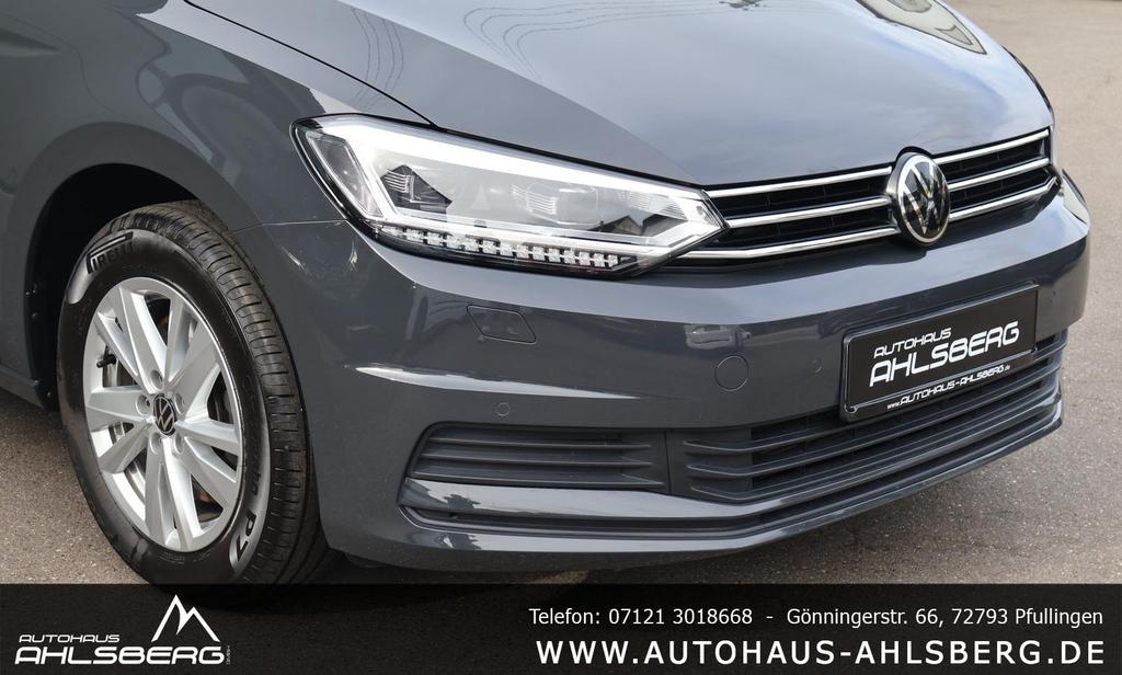 Volkswagen Touran 2024 г. Серый, пробег 48600 км