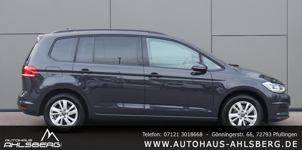 Volkswagen Touran 2024 г. Серый, пробег 48600 км