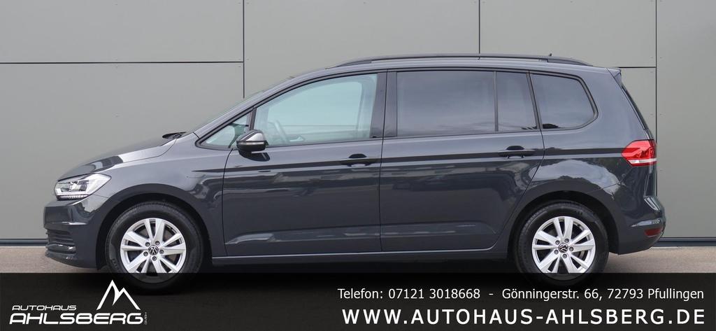 Volkswagen Touran 2024 г. Серый, пробег 48600 км