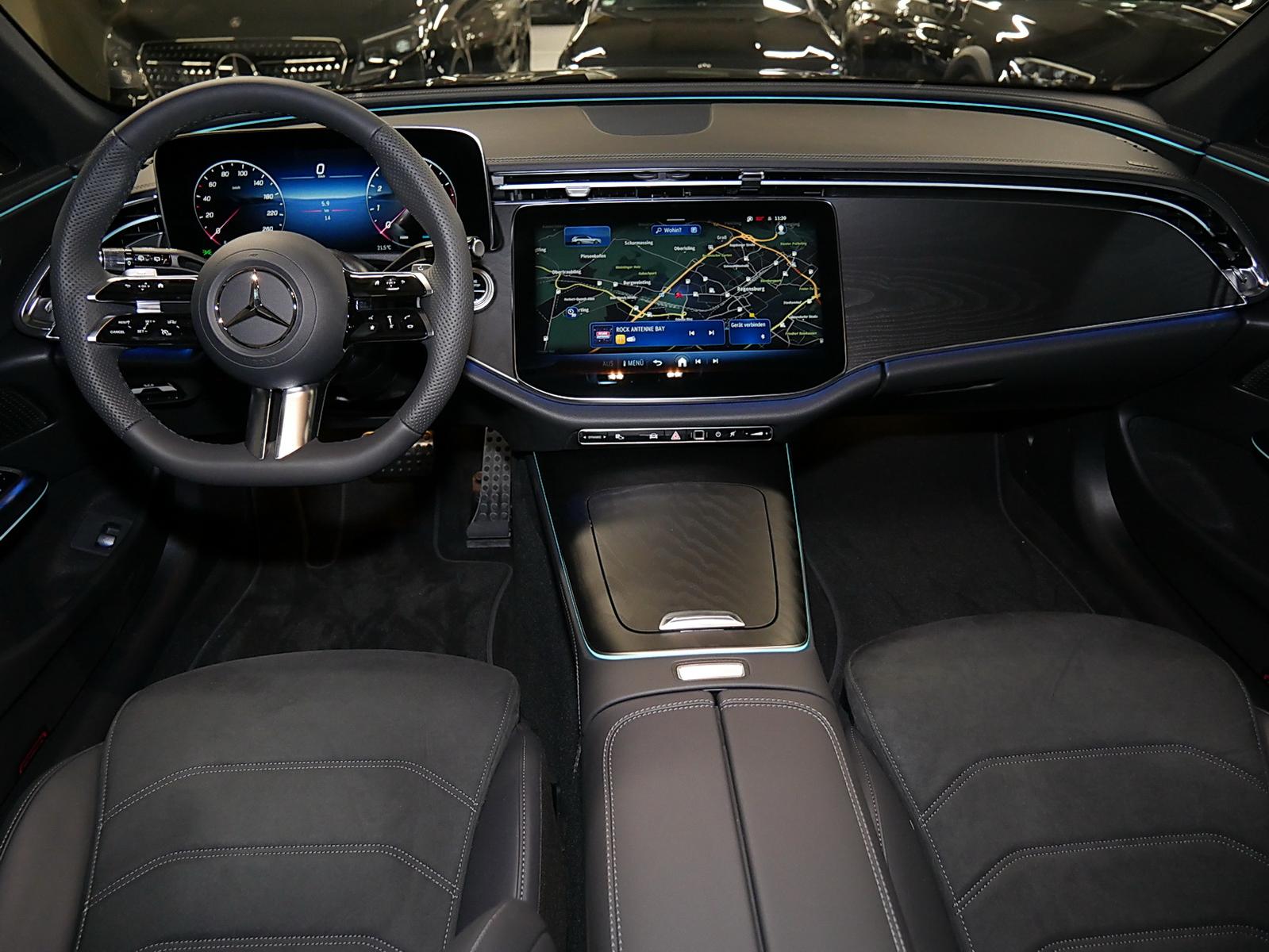 Mercedes-Benz E 200 2026 г. Чёрный, пробег 8500 км