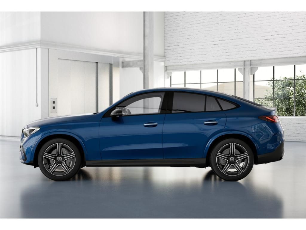 Mercedes-Benz GLC 200 2026 г. Синий, пробег 3000 км