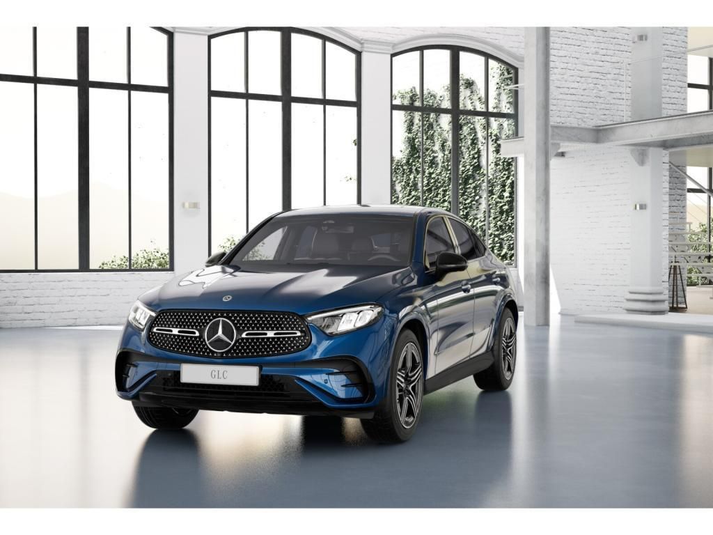 Mercedes-Benz GLC 200 2026 г. Синий, пробег 3000 км