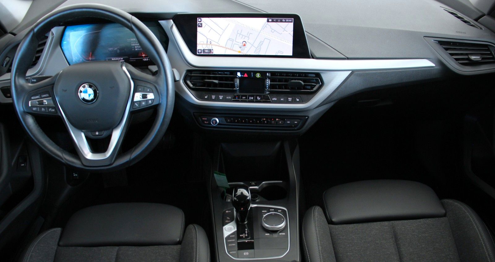 BMW 116 2023 г. Чёрный, пробег 29293 км
