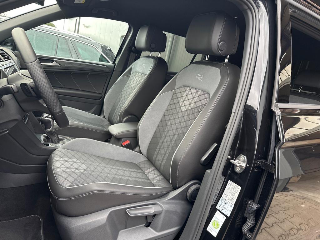 Volkswagen Tiguan 2023 г. Чёрный, пробег 14750 км