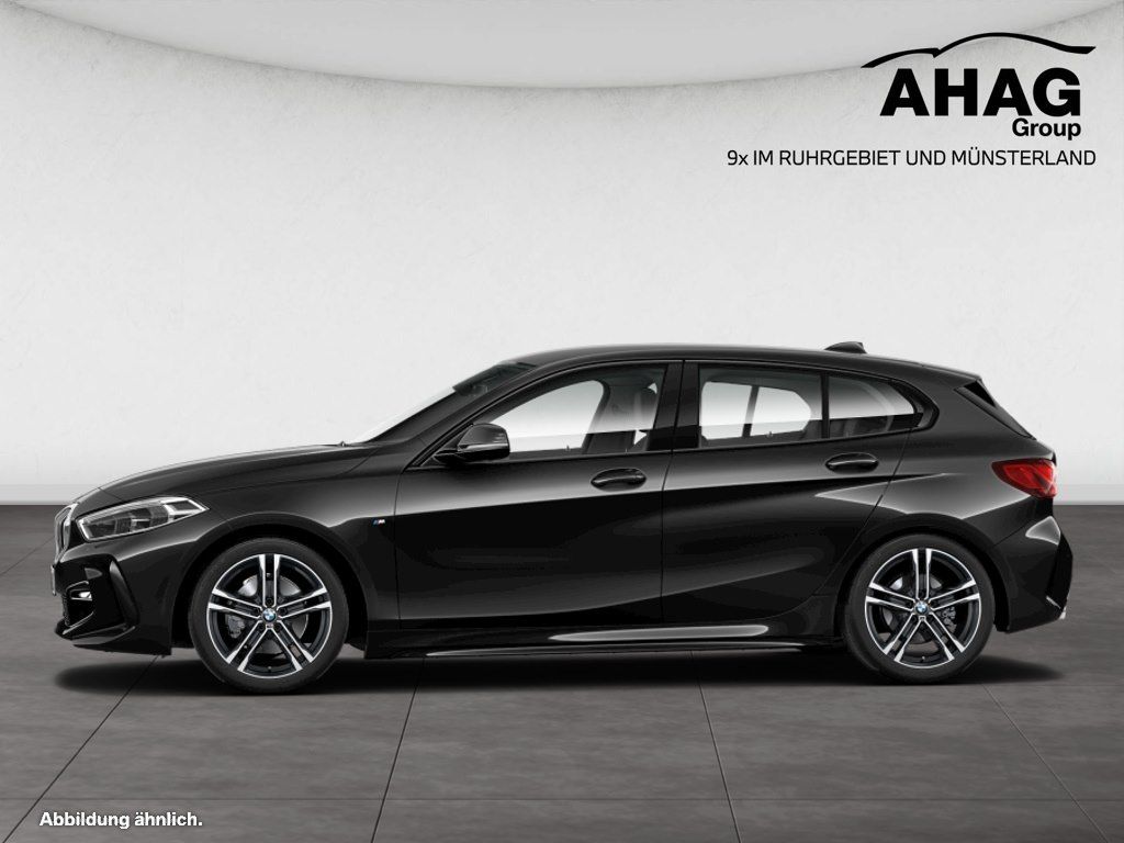 BMW 118 2023 г. Чёрный, пробег 50483 км