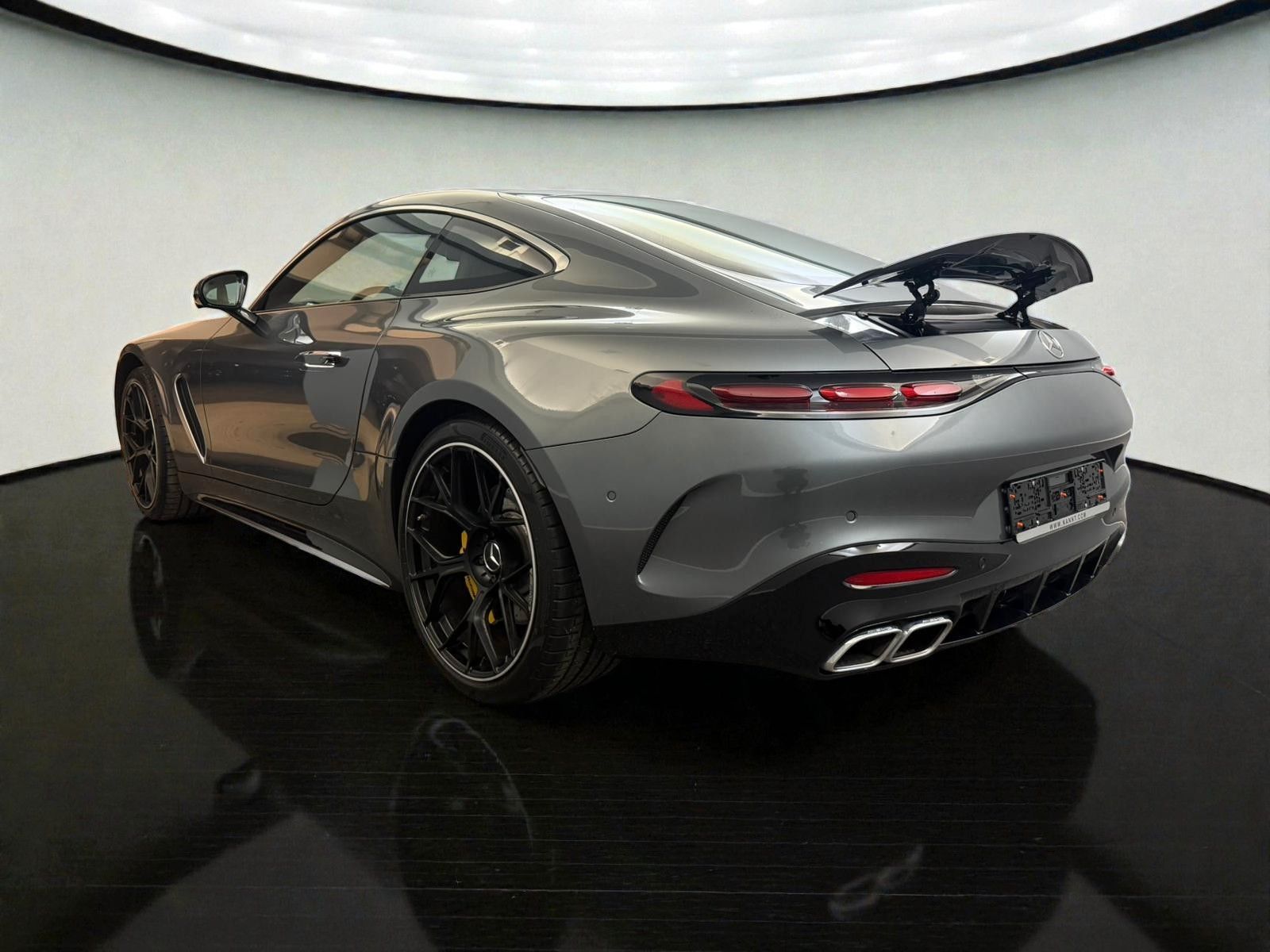 Mercedes-Benz AMG GT 2023 г. Серый, пробег 21900 км