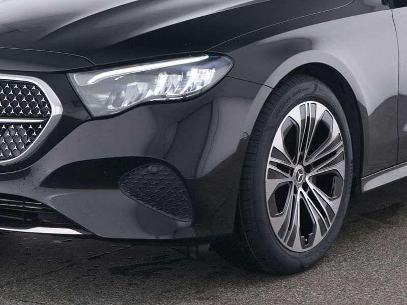 Mercedes-Benz E 220 2025 г. Чёрный, пробег 22602 км