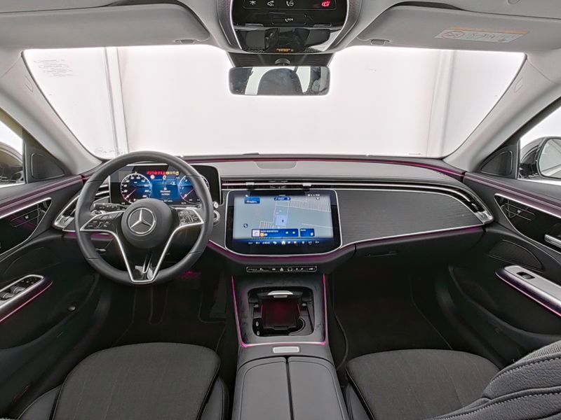 Mercedes-Benz E 220 2025 г. Чёрный, пробег 22602 км