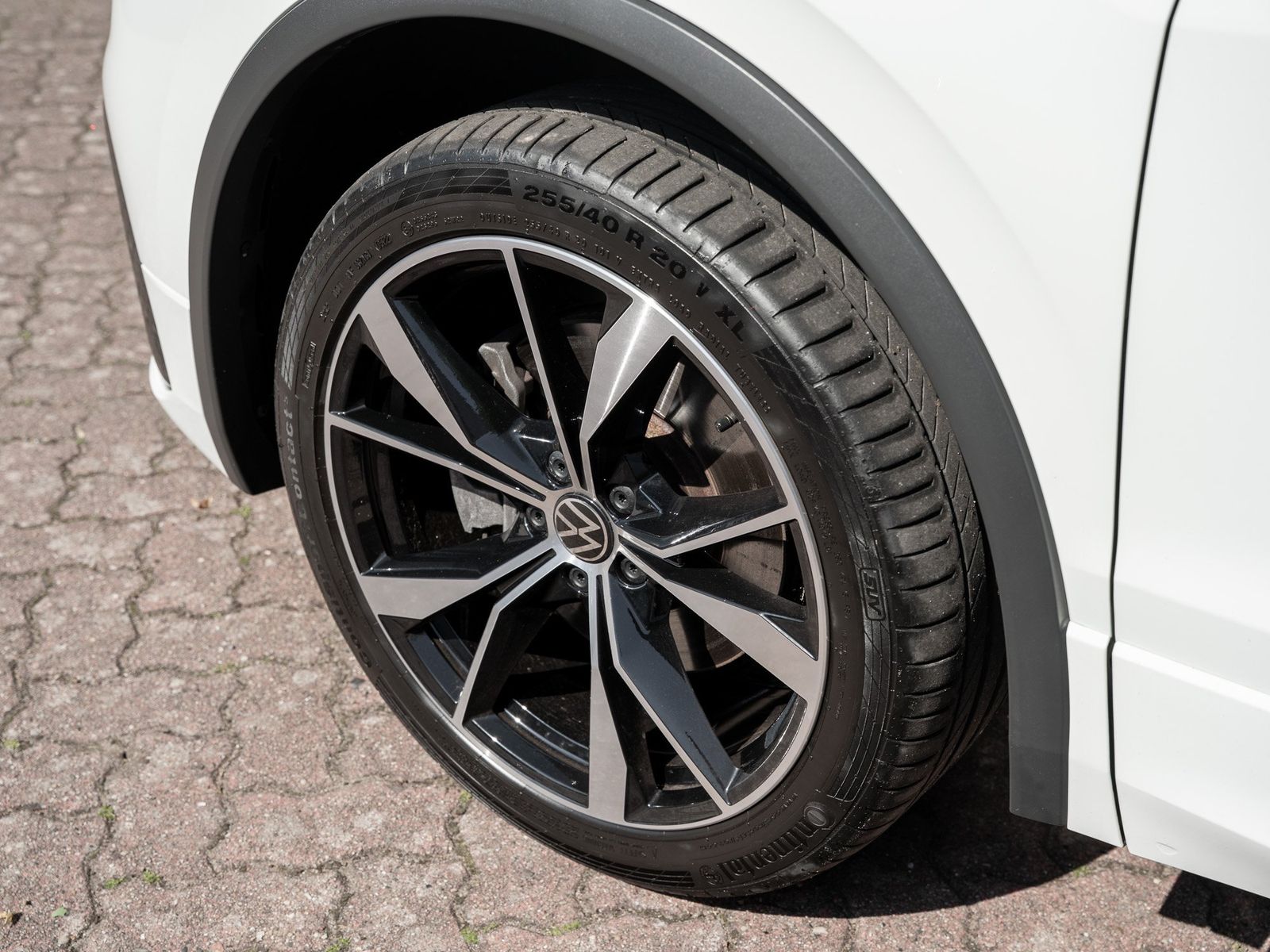 Volkswagen TIGUAN ALLSPACE 2022 г. Белый, пробег 19650 км