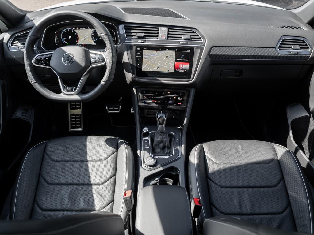 Volkswagen TIGUAN ALLSPACE 2022 г. Белый, пробег 19650 км