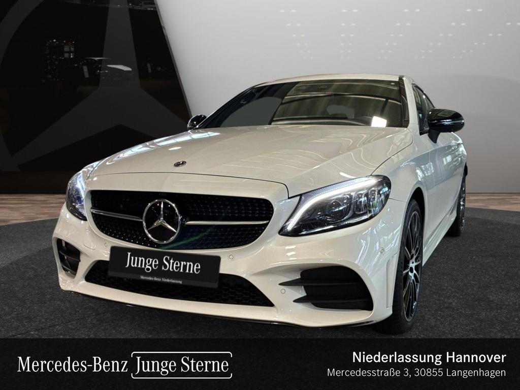 Mercedes-Benz C 400 2022 г. Белый, пробег 47365 км
