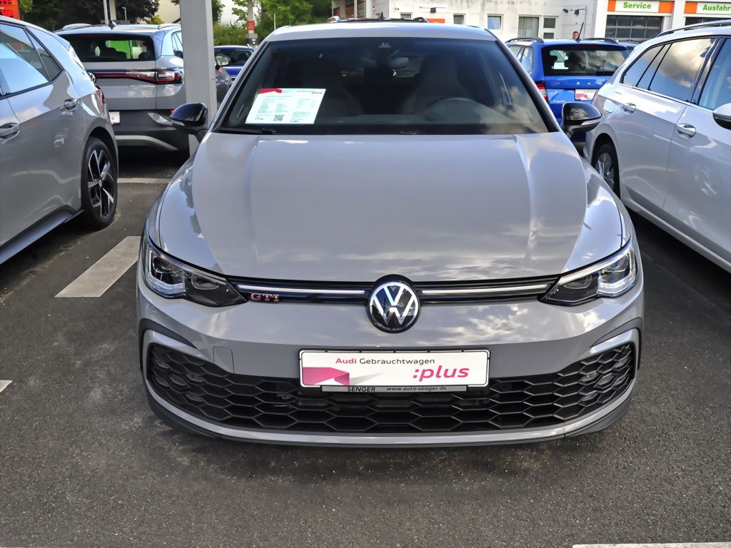 Volkswagen Golf 2022 г. Серый, пробег 29500 км