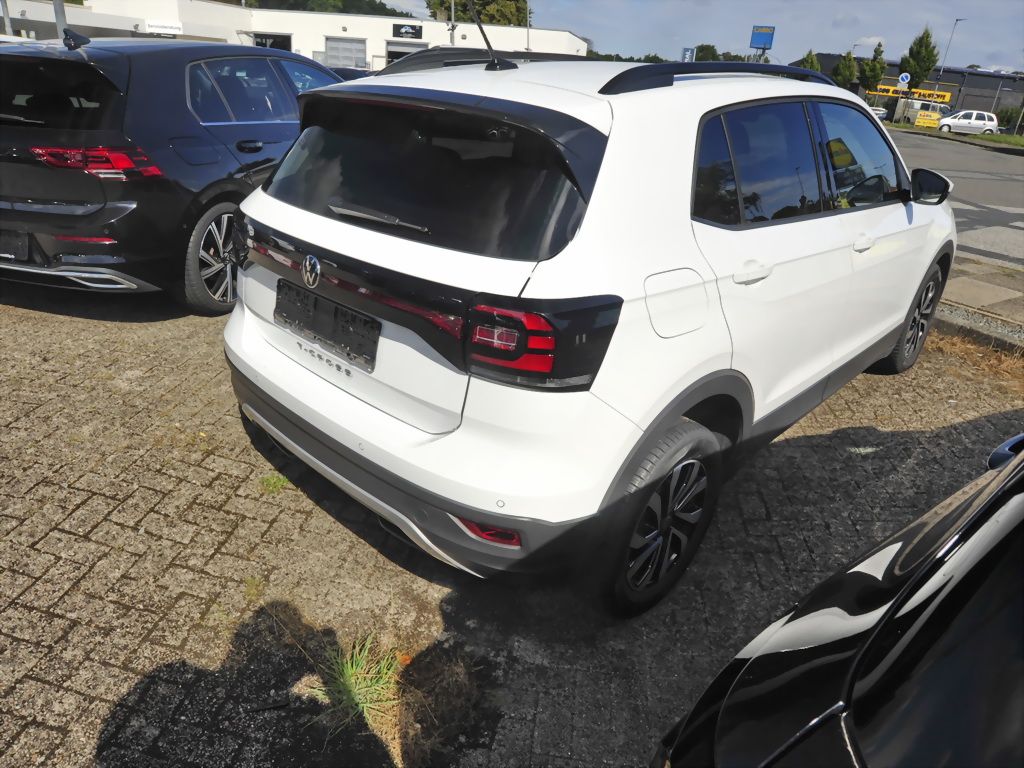 Volkswagen T-Cross 2022 г. Белый, пробег 41850 км