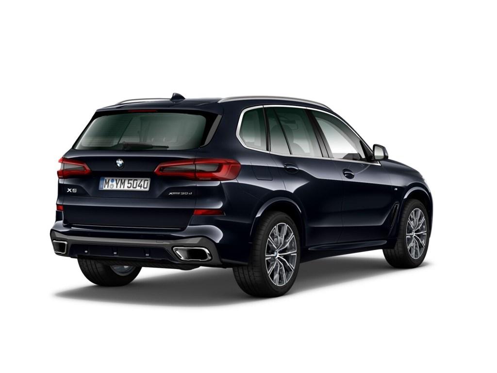 BMW X5 2023 г. Чёрный, пробег 46400 км