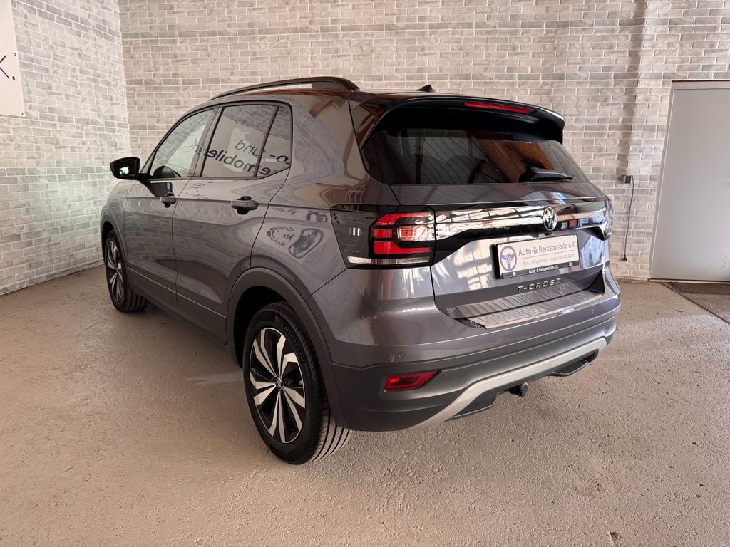 Volkswagen T-Cross 2022 г. Серый, пробег 38200 км