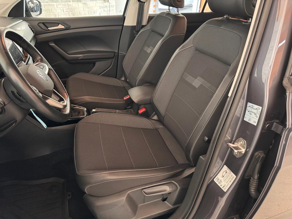 Volkswagen T-Cross 2022 г. Серый, пробег 38200 км