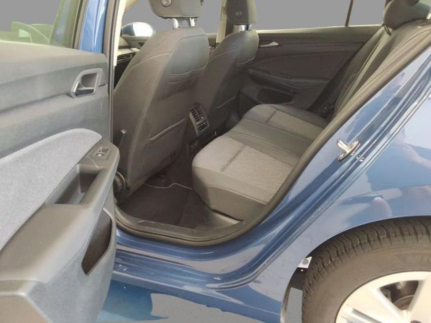 Volkswagen Golf 2025 г. Синий, пробег 11193 км