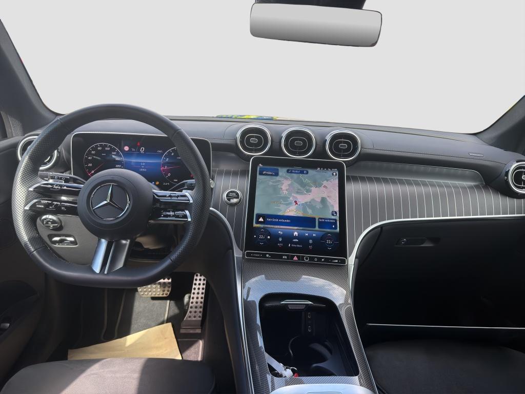 Mercedes-Benz GLC 200 2026 г. Чёрный, пробег 10962 км