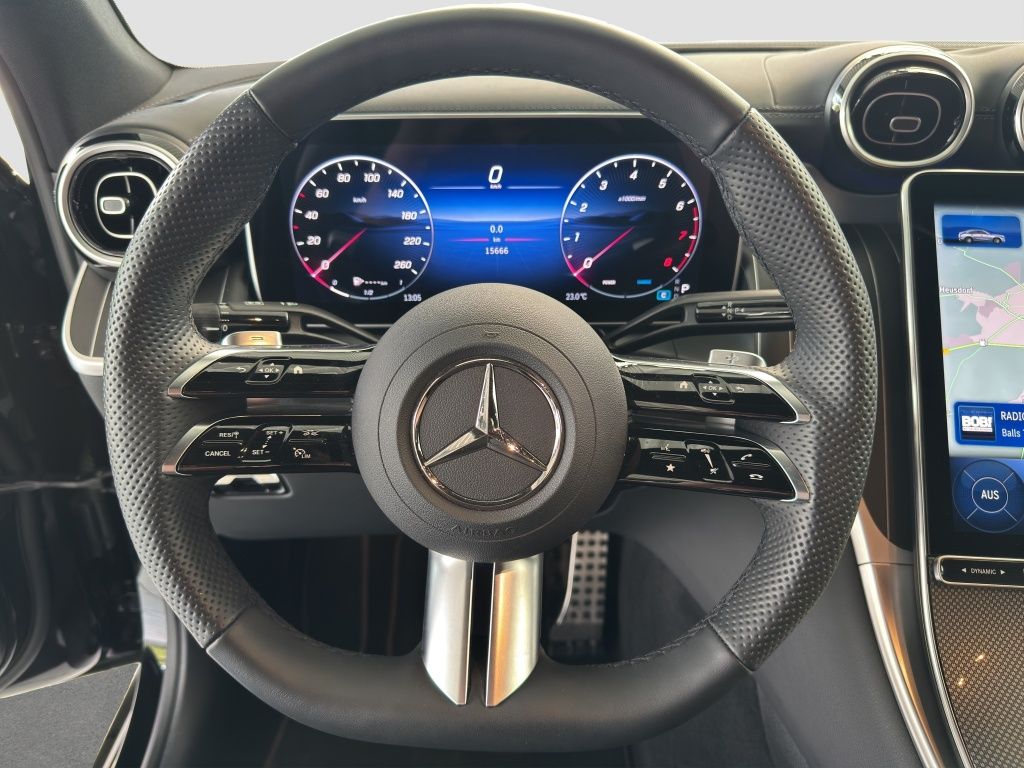 Mercedes-Benz GLC 200 2026 г. Чёрный, пробег 15665 км