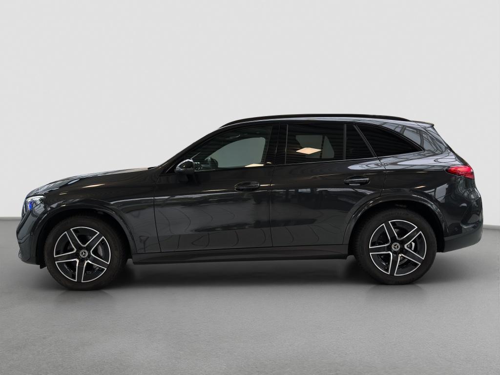 Mercedes-Benz GLC 200 2026 г. Серый, пробег 15786 км
