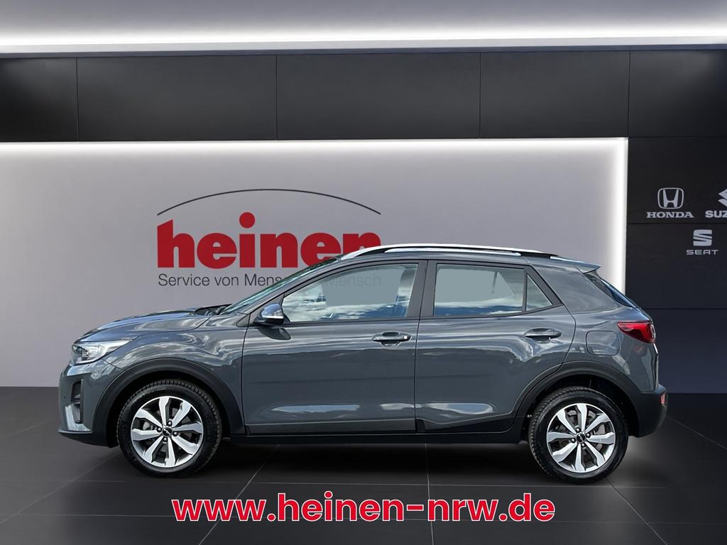 Kia Stonic 2022 г. Серый, пробег 37784 км