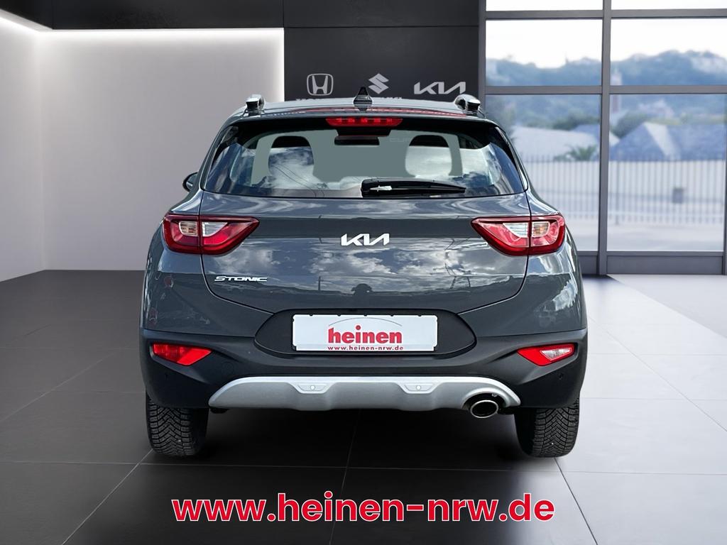 Kia Stonic 2022 г. Серый, пробег 37784 км