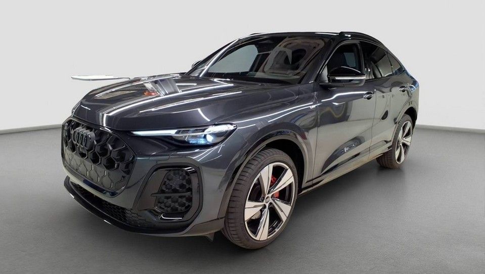 Audi Q5 2025 г. Чёрный, пробег 11900 км