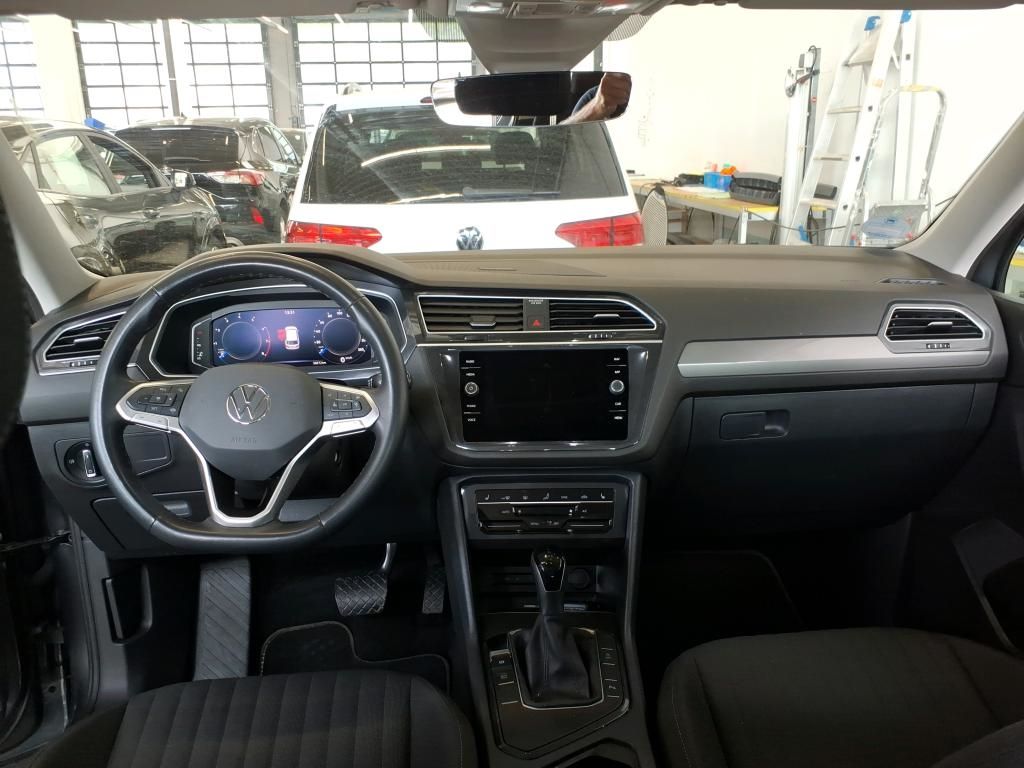 Volkswagen TIGUAN ALLSPACE 2025 г. Серый, пробег 38872 км