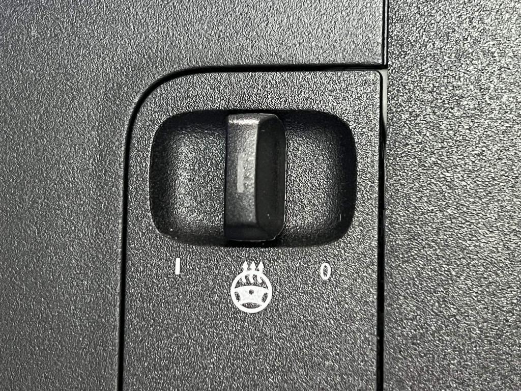 Mercedes-Benz V 300 2025 г. Чёрный, пробег 19985 км