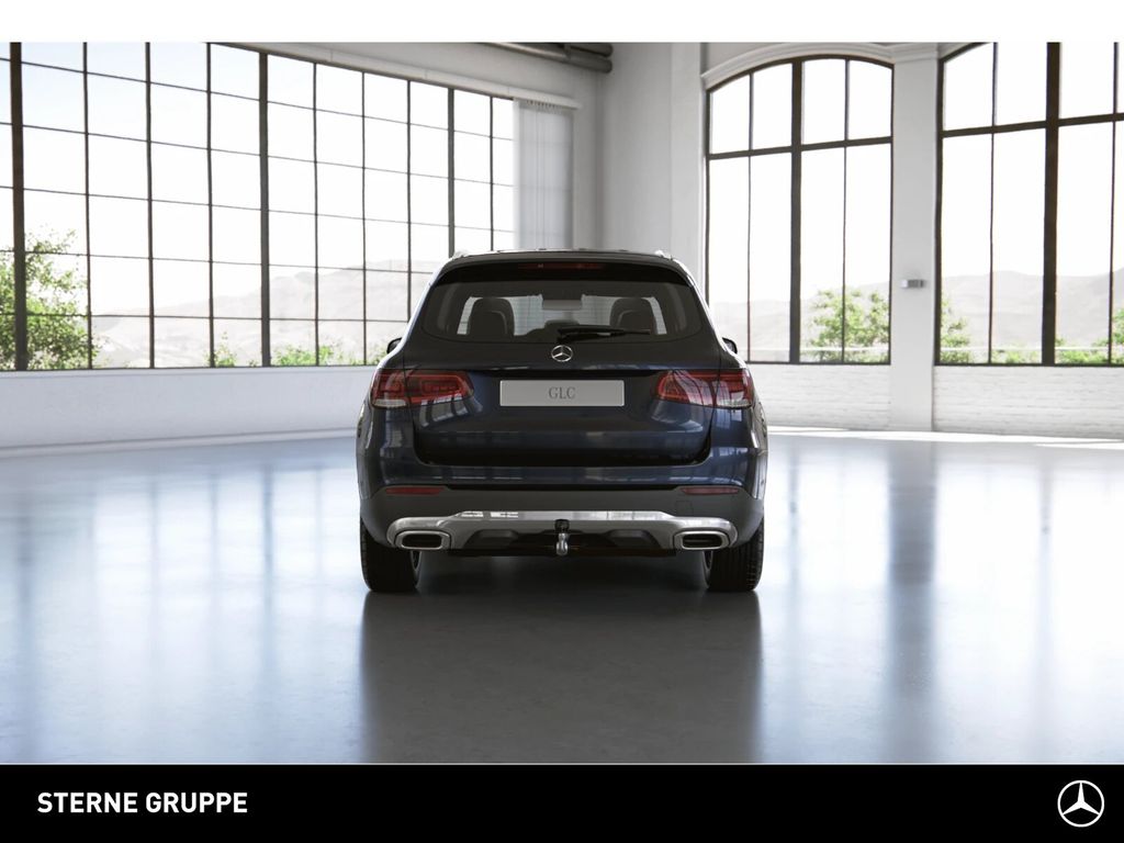Mercedes-Benz GLC 220 2022 г. Синий, пробег 55655 км
