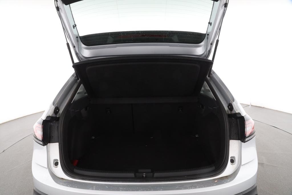 Volkswagen Taigo 2025 г. Серебристый, пробег 23416 км