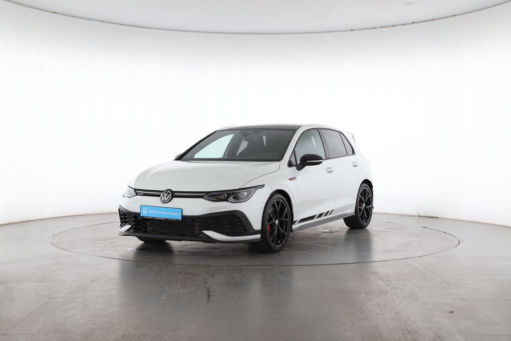 Volkswagen Golf 2023 г. Белый, пробег 51648 км