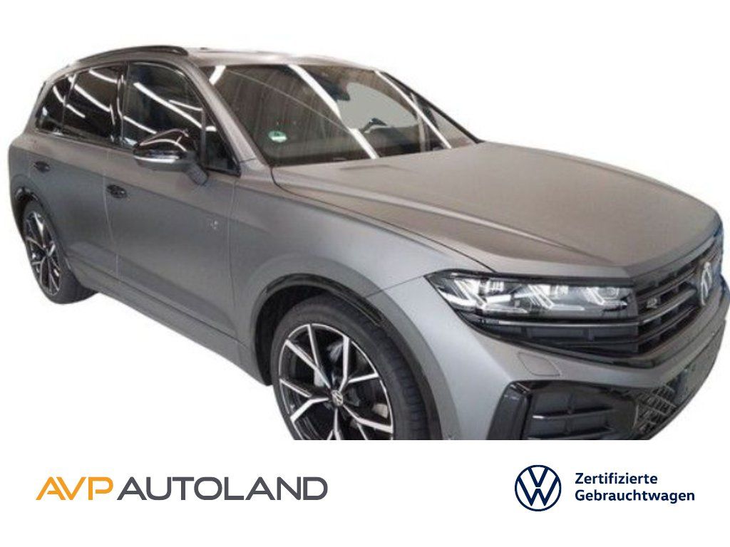 Volkswagen Touareg 2026 г. Синий, пробег 19976 км