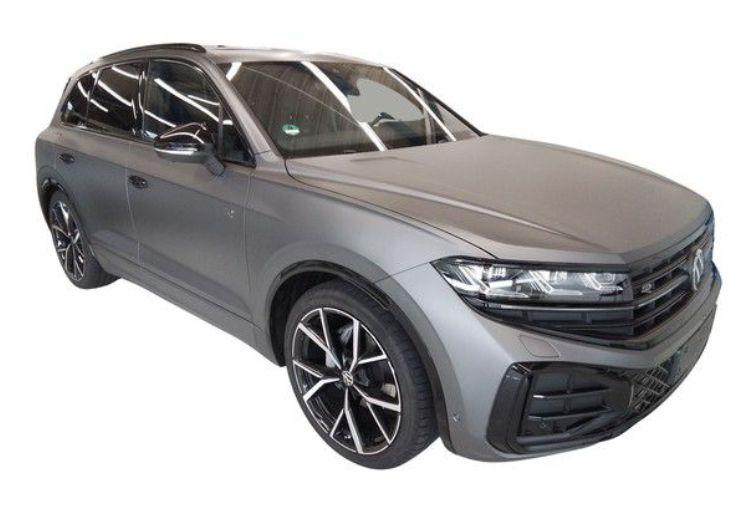 Volkswagen Touareg 2026 г. Синий, пробег 19976 км