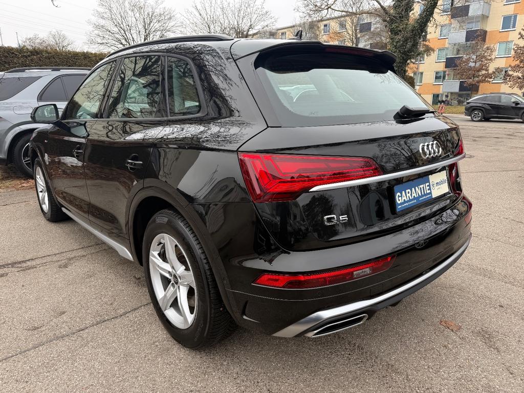 Audi Q5 2024 г. Чёрный, пробег 46884 км