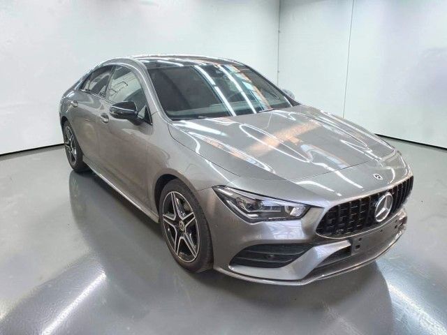Mercedes-Benz CLA 200 2023 г. Серый, пробег 40000 км