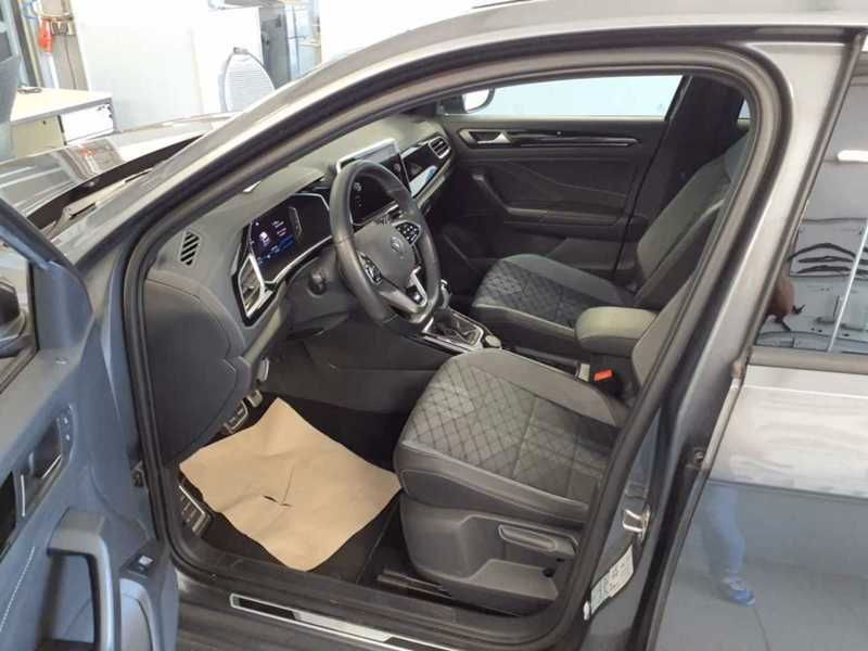 Volkswagen T-Roc 2023 г. Серый, пробег 54753 км