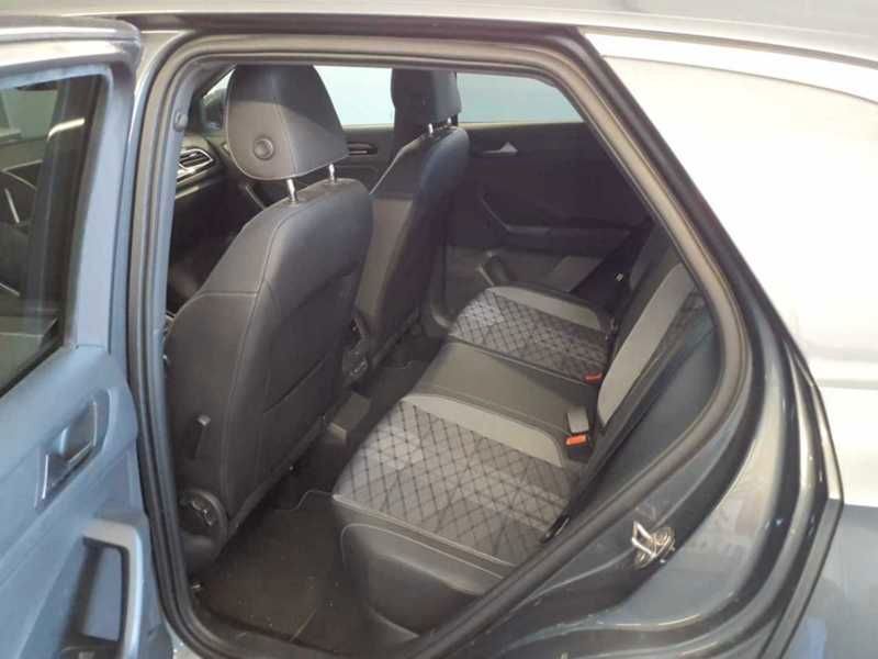 Volkswagen T-Roc 2023 г. Серый, пробег 54753 км