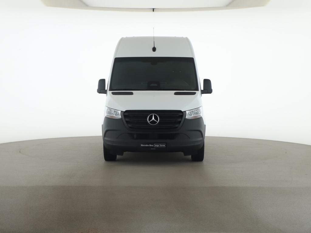 Mercedes-Benz SPRINTER 2025 г. Белый, пробег 31400 км