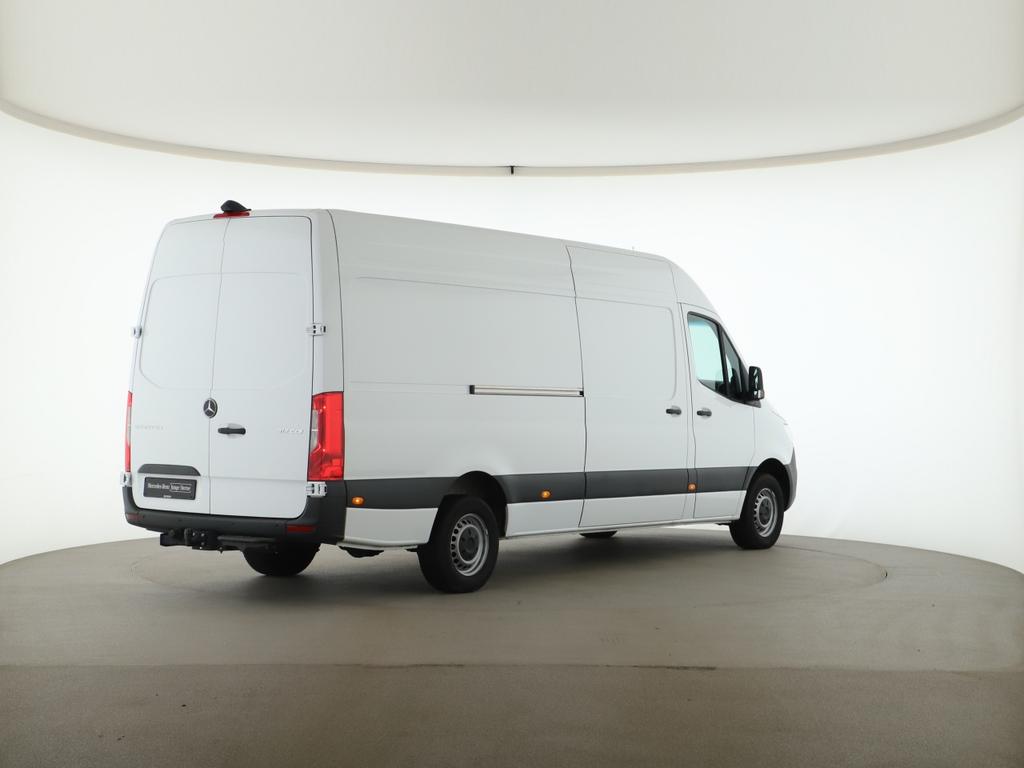 Mercedes-Benz SPRINTER 2025 г. Белый, пробег 42800 км