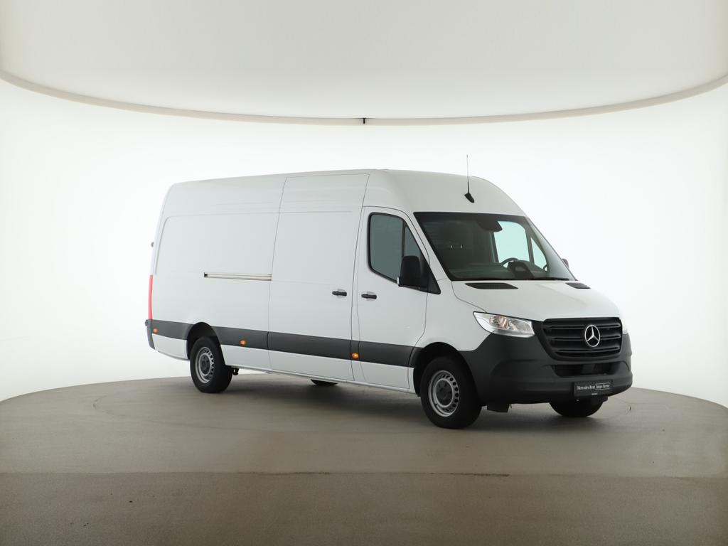 Mercedes-Benz SPRINTER 2025 г. Белый, пробег 42800 км