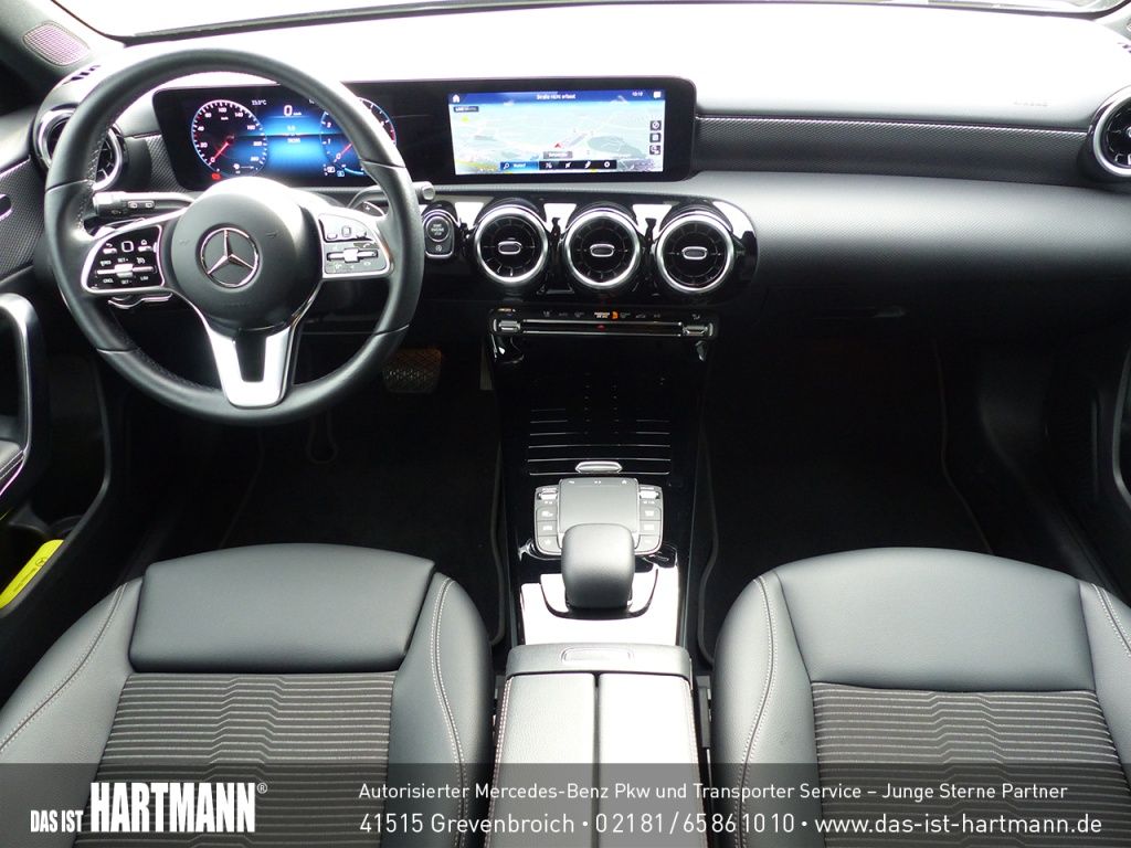 Mercedes-Benz A 200 2022 г. Серый, пробег 38284 км