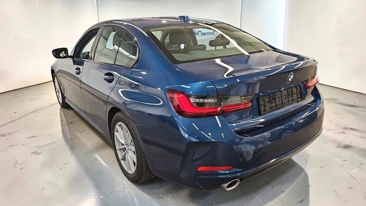 BMW 320 2023 г. Синий, пробег 50000 км